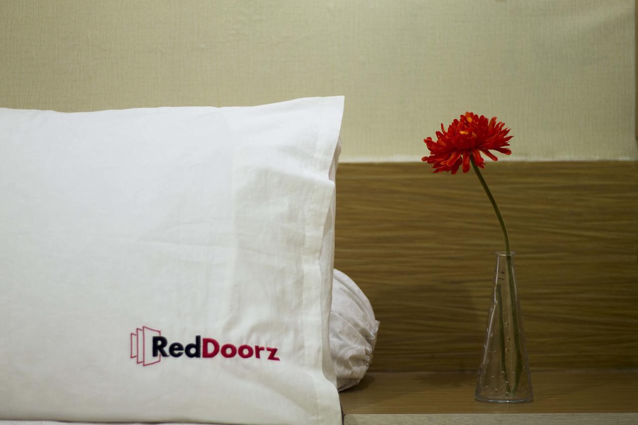 ホテル Reddoorz Near Prawirotaman 2 ジョグジャカルタ エクステリア 写真